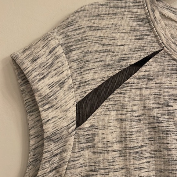 BCBG MaxAzria Gray Muscle Top - Picture 2 of 5